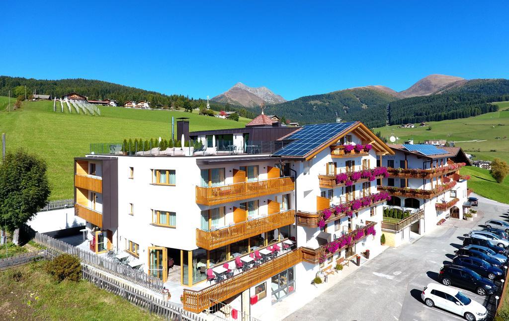 Hotel Kristall Maranza Kültér fotó